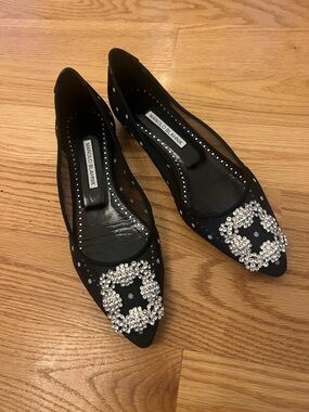 Manolo Blahnik Black Mesh Hangisi Flats